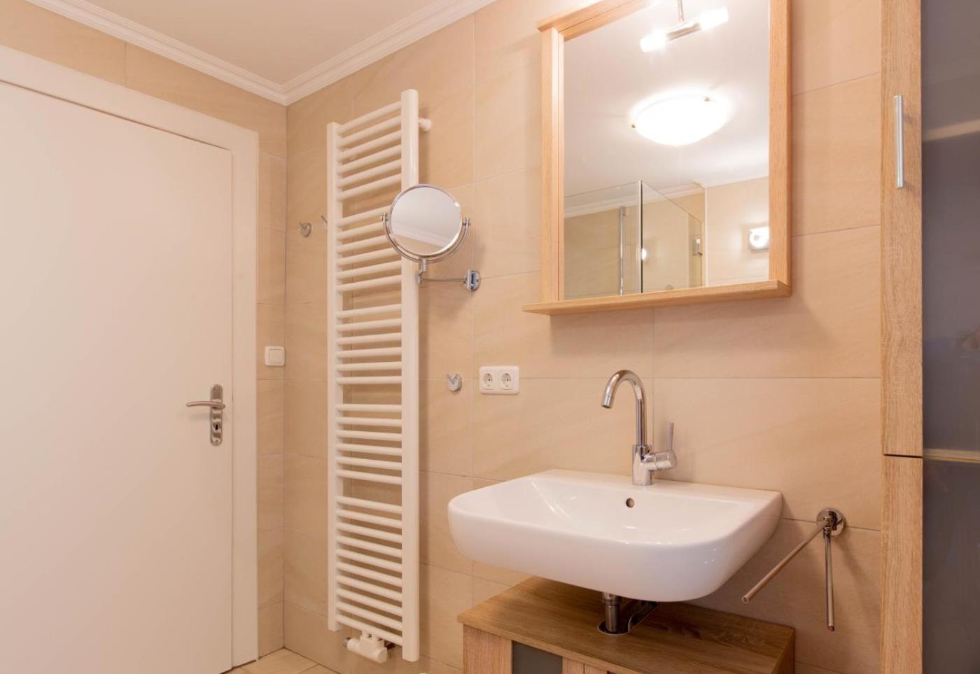 Ferienwohnung Onkel Toms Huette ชาร์บอยท์ซ ภายนอก รูปภาพ